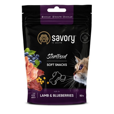 Мягкое лакомство Savory Sterilised Lamb and Blueberries для стерилизованных кошек с ягненком и черникой 50 г